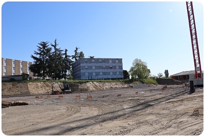 Début du chantier avec les travaux de terrassement