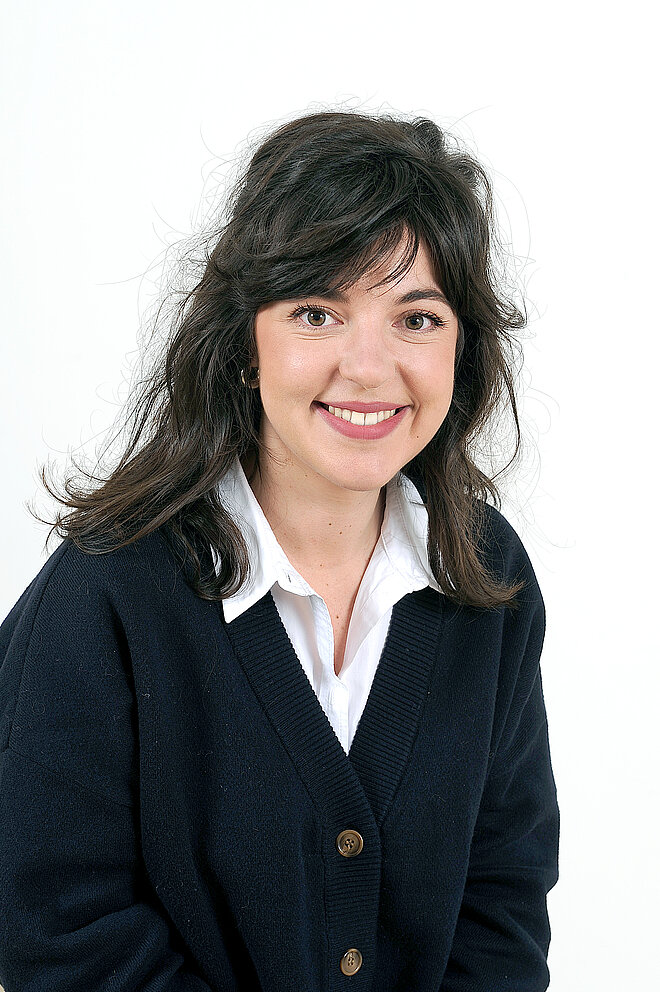 Portrait de face de Madame Julie FOURMENT