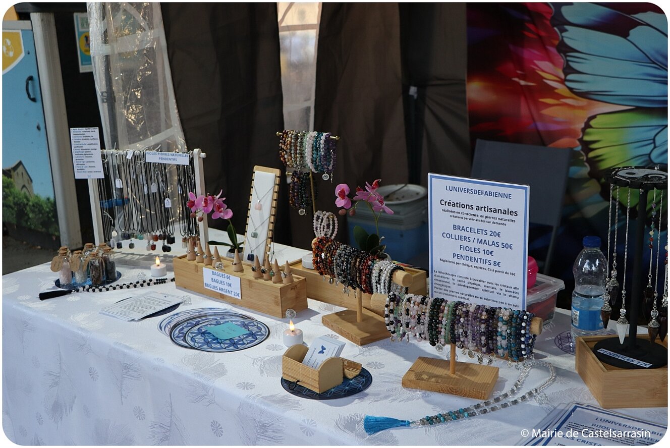 FESTIV'ÉTÉ 2025 - Marché Artisanal et Gourmand Vendredi 1er aout au Port Jacques-Yves Cousteau avec le groupe Loca Salsa