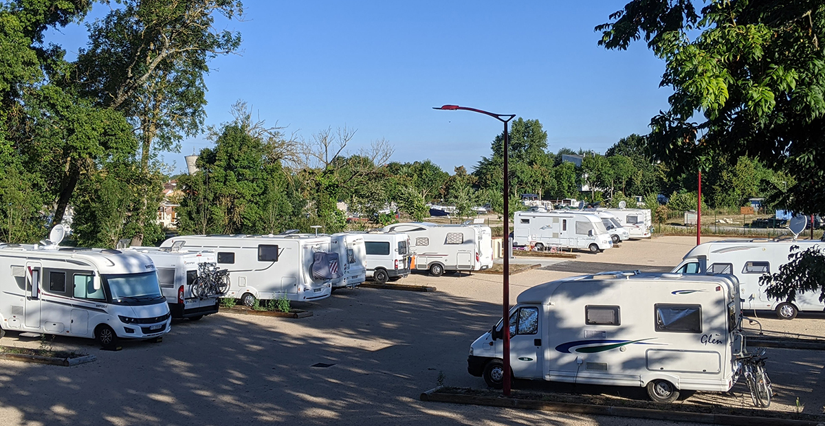 Nouvelle aire de camping-car