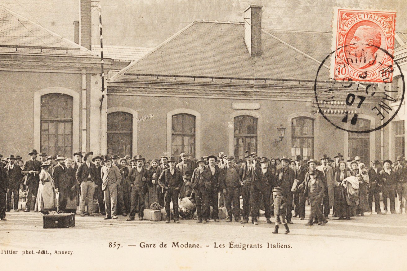 Gare de Modane, les émigrants italiens Gare de Modane, les émigrants italiens