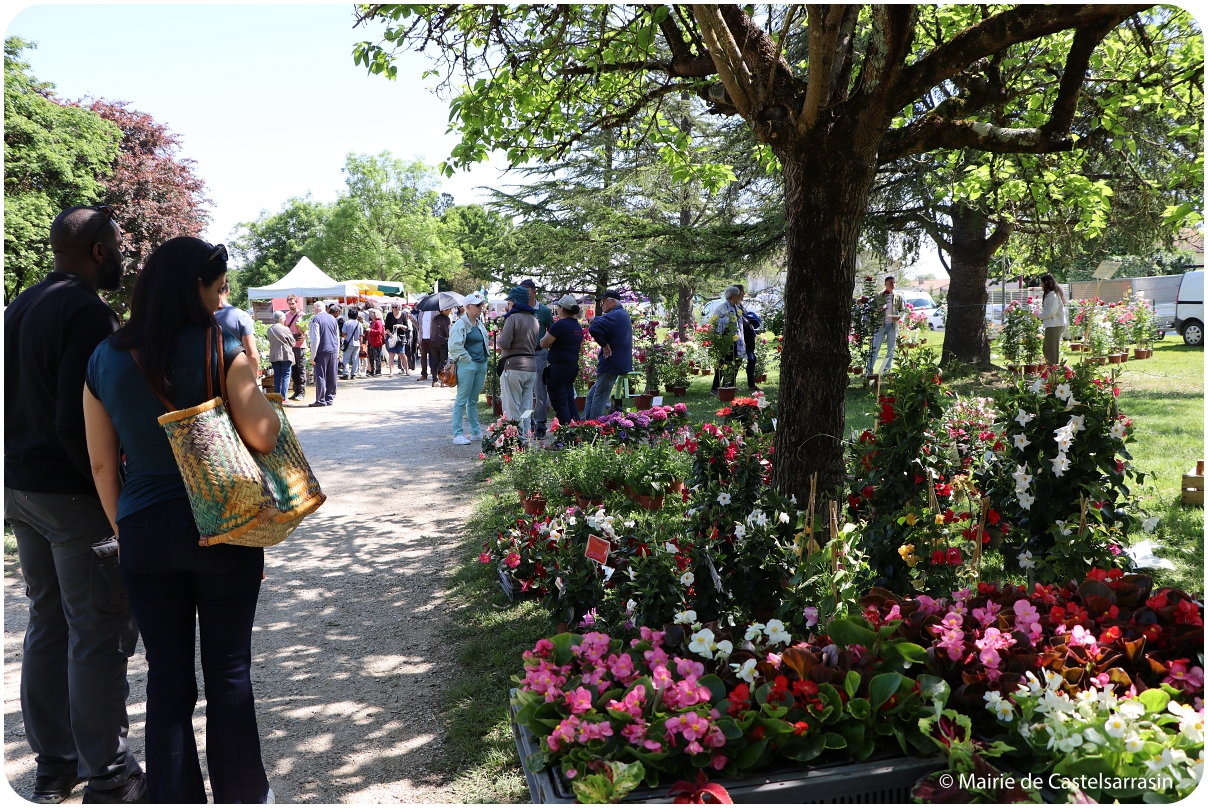 Arts en Fleurs 2025 au parc de Clairefont à Castelsarrasin